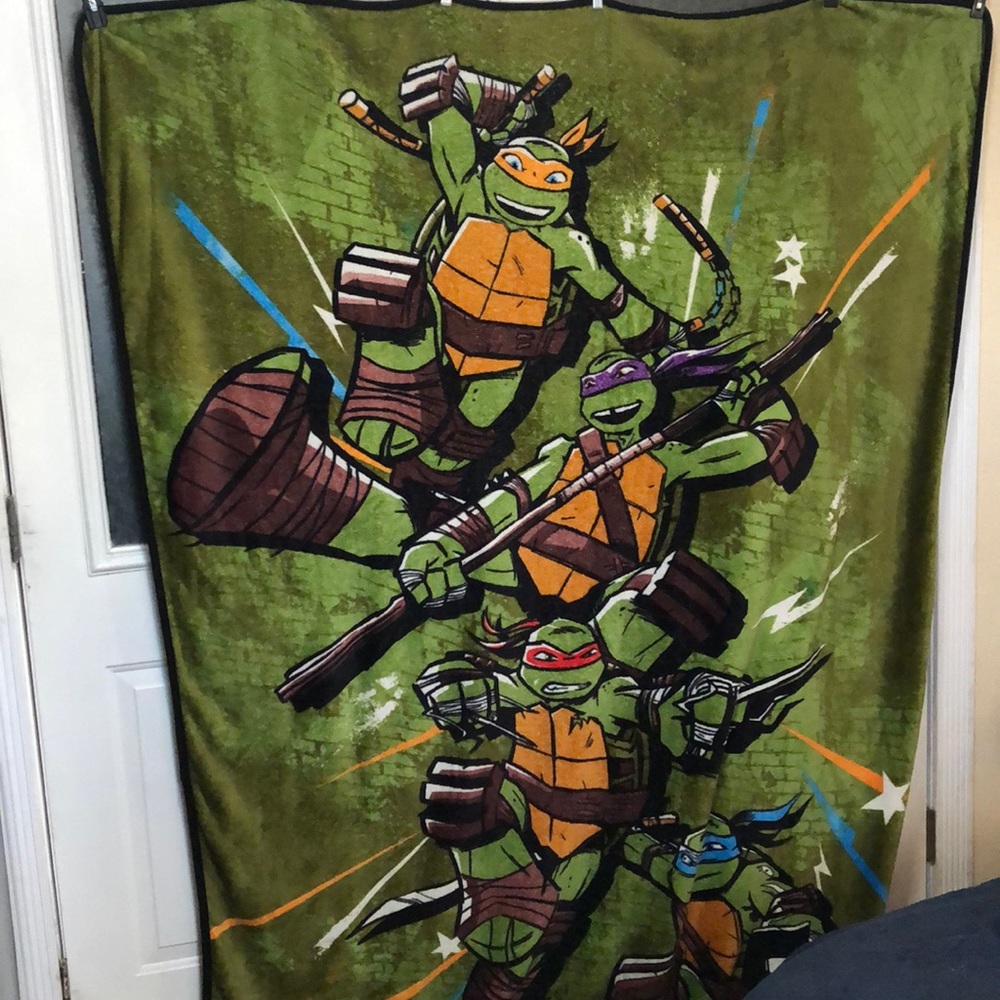 Ninja Turtle soft plush blanket 62” by 92”